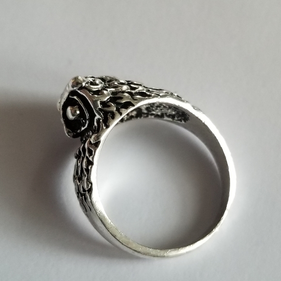 Relisted -Owl ring silver tone Ring size 7.75 7 3/4 goth punk witchy - Picture 4 of 8